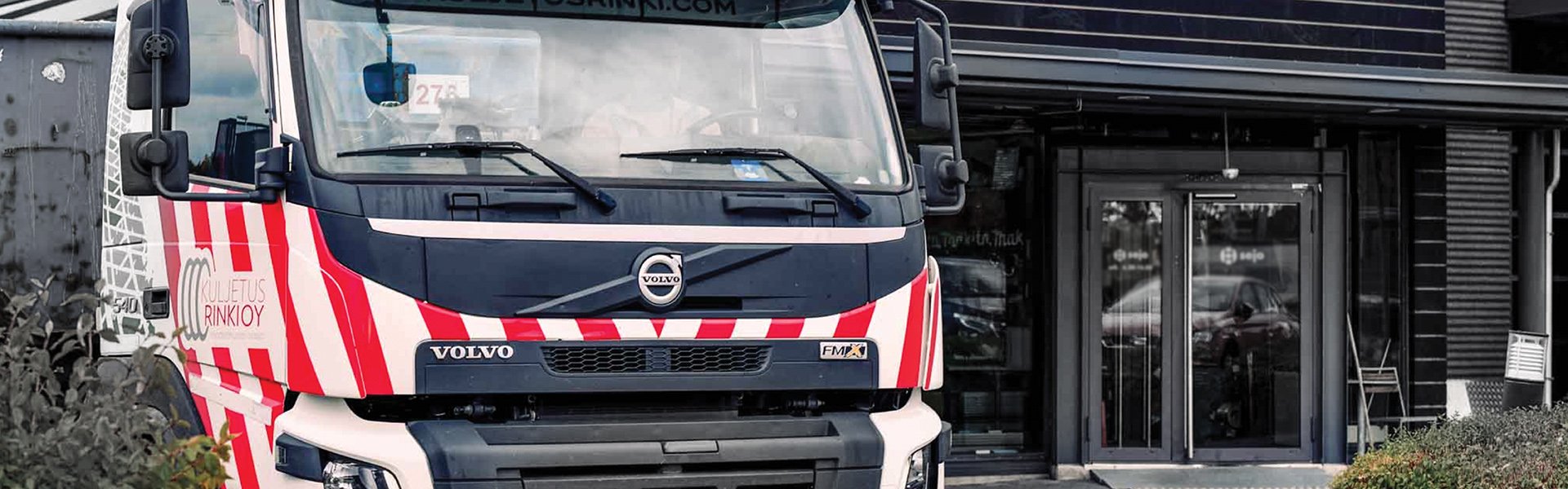 Ensiluokkaiset jätteiden kuljetus- 
ja logistiikkapalvelut